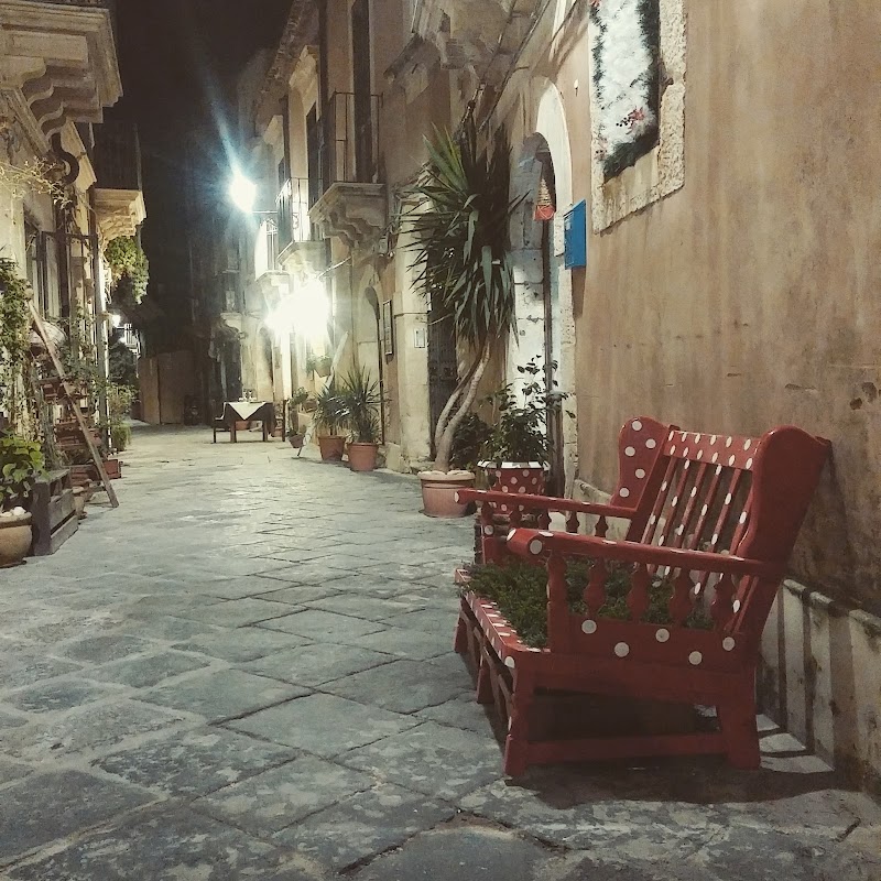 Via della Giudecca - Via della Giudecca, 96100 Siracusa SR, Italy