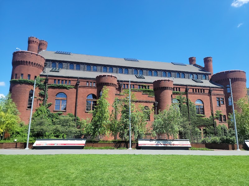 University of Wisconsin–Madison - University of Wisconsin–Madison, 500 Lincoln Dr, Madison, WI 53706, USA