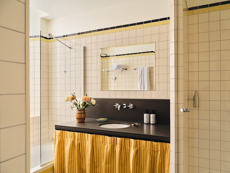 Apparts Hotel Villa Garbo Cannes - Apparts Hotel Villa Garbo Cannes 62 Bd d'Alsace, 06400 Cannes, France