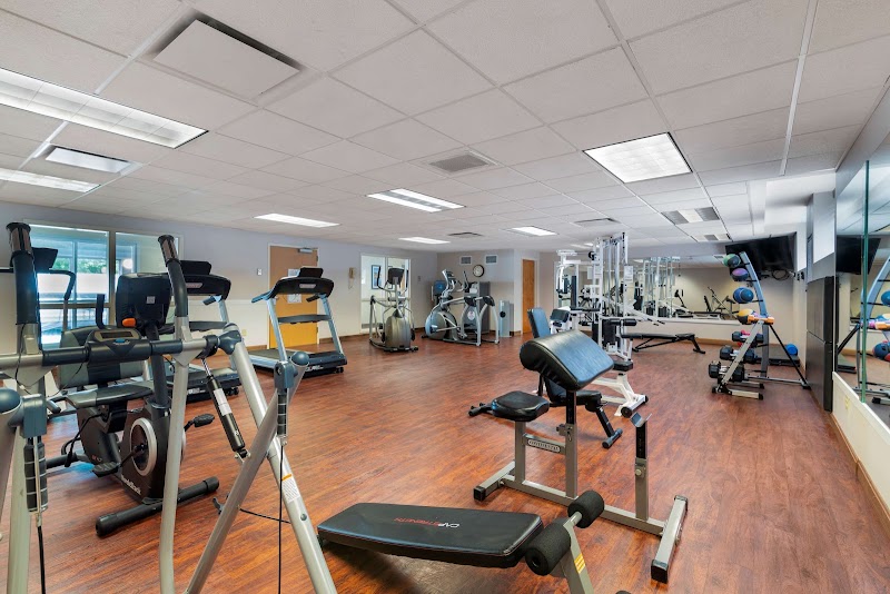 Best Western Plus Executive Court Inn & Conference Center - Best Western Plus Executive Court Inn & Conference Center 13500 S Willow St, Manchester, NH 03103, USA