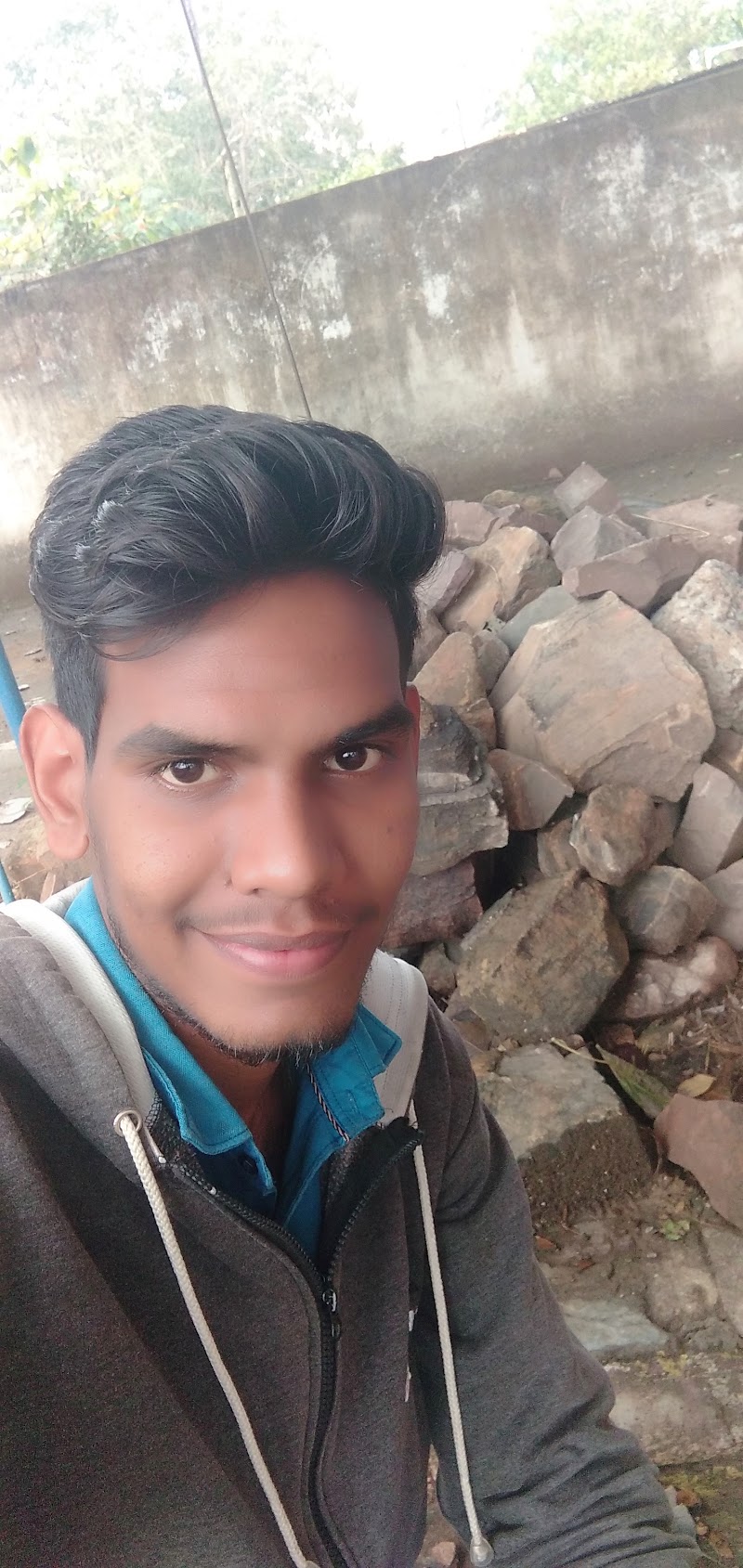Muni Baba Temple - Muni Baba Temple, 4882+532, Kaudia Main Rd, Kaudia, Chhattisgarh 495550, India