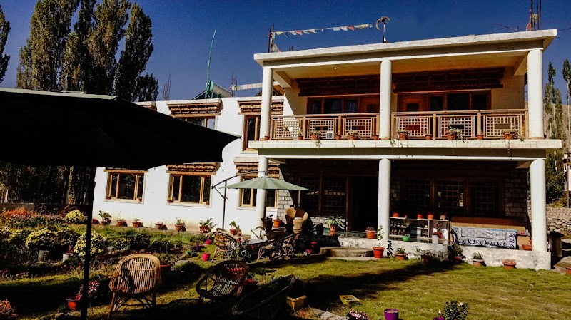 Ladakh Eco House - Ladakh Eco House Sangkar road Dongboss house, Leh, 194101