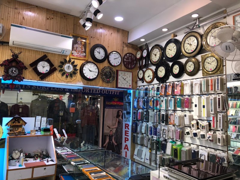 Watch Repair Centre - Watch Repair Centre SF,76-80,FIRST FLOOR, Galleria Market, Sector 28, DLF Phase IV, Gurugram, Haryana 122009, India
