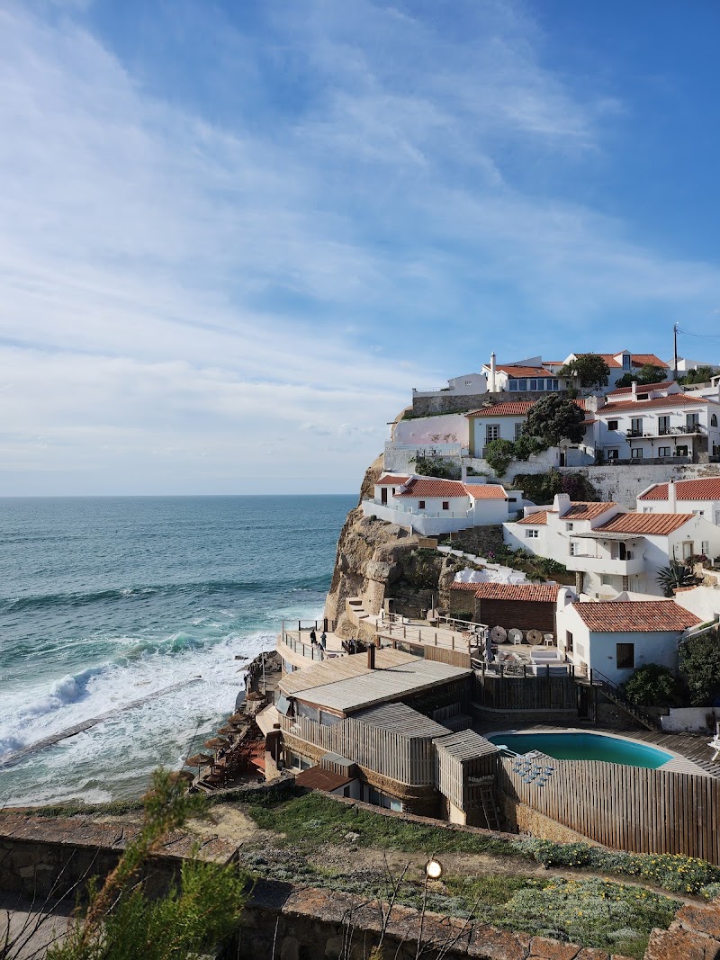 Praia das Azenhas do Mar - Praia das Azenhas do Mar, 2705-101 Lisboa, Portugal