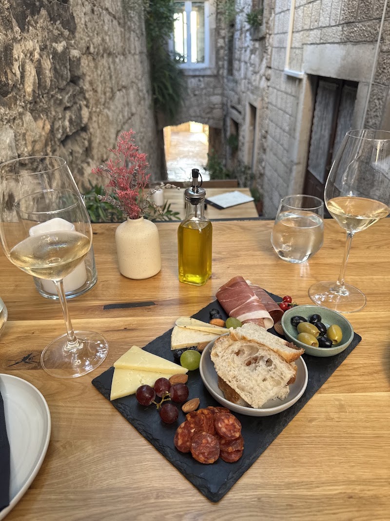 La Sfida wine & snack bar - La Sfida wine & snack bar, Španićeva ul. 1, 20260, Korčula, Croatia