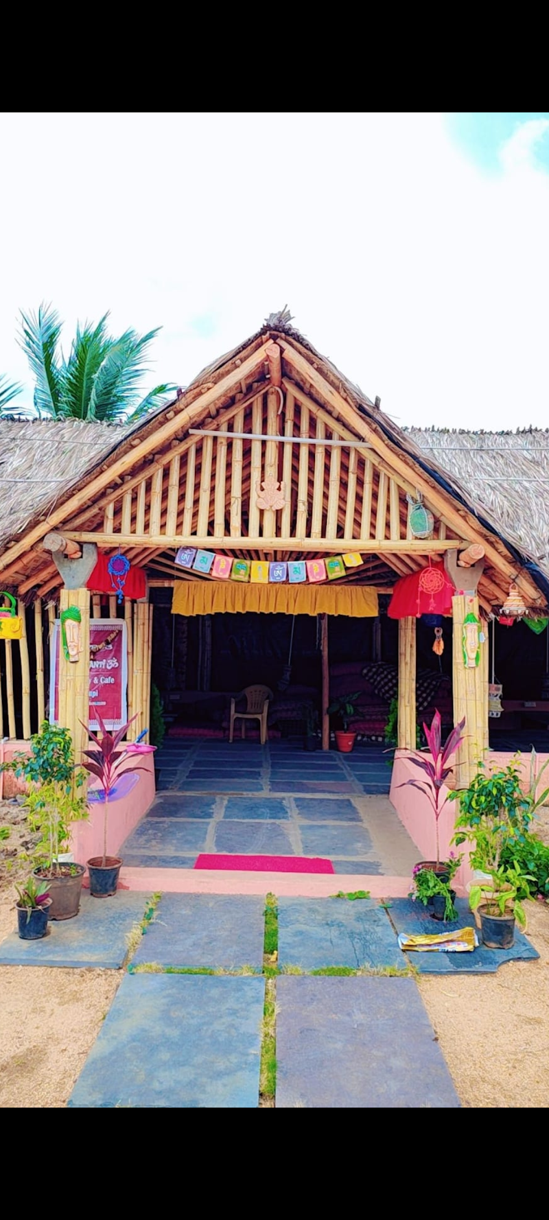 Om Shanti Om Homestay & Cafe Hampi - Om Shanti Om Homestay & Cafe Hampi Sangapur, Karnataka 583234, India
