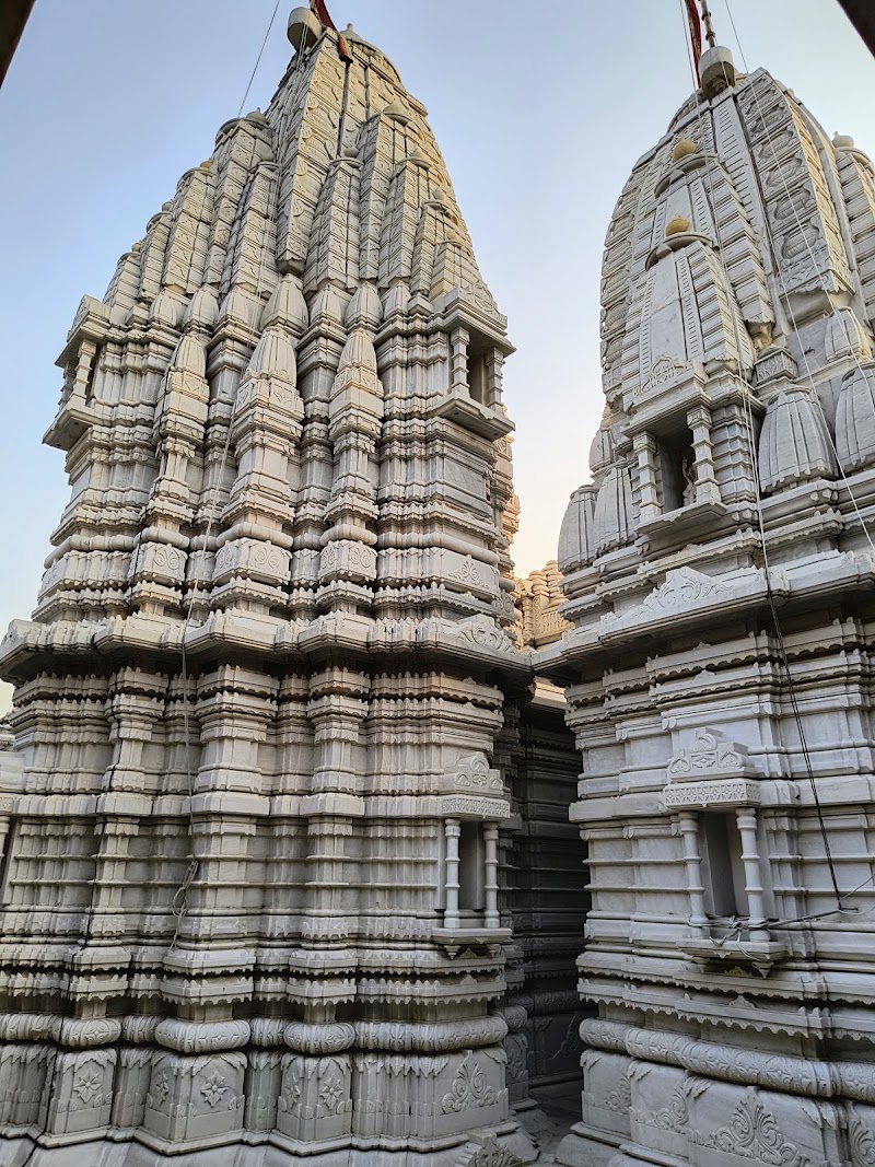 Shikharji Dharamshala (Rajendra Dham) - Shikharji Dharamshala (Rajendra Dham), Shri Sammed Shikharji Rd, Madhuban, Khapebera, Jharkhand 825108, India