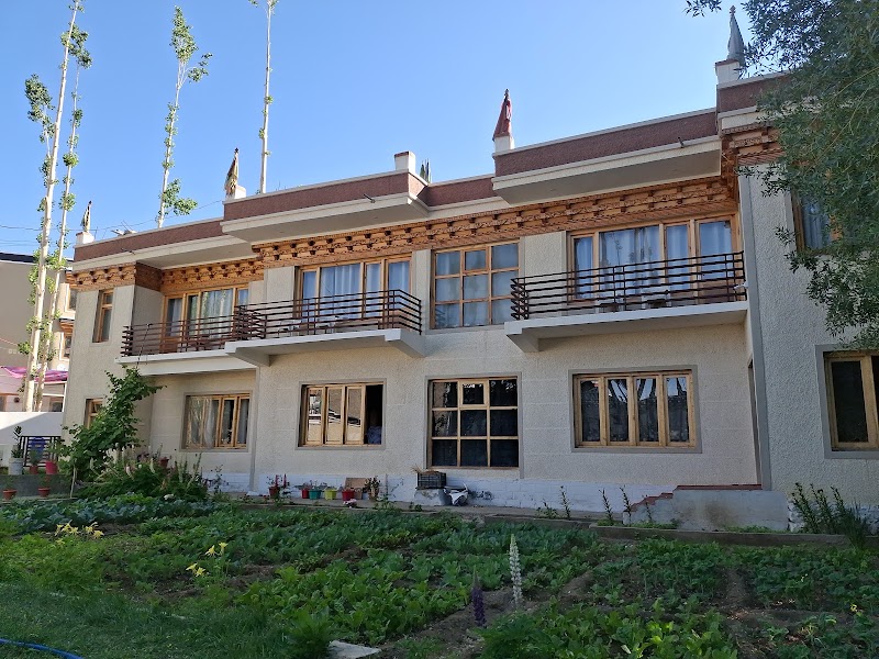 Twin Palace - Twin Palace Leh, 194101