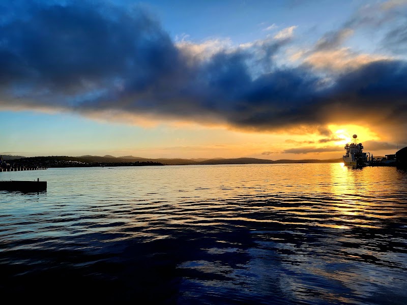 Elizabeth Street Pier - Elizabeth Street Pier, Unit 22/4 Franklin Whrf, Hobart TAS 7000, Australia