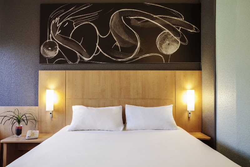 ibis Barcelona Cornella - ibis Barcelona Cornella Carrer Albert Einstein, 08940 Cornellà de Llobregat, Barcelona, Spain