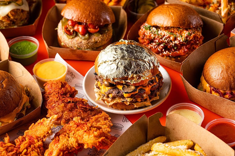 Louis Burger, Gurgaon - Louis Burger, Gurgaon, Kitchen 3, S-27/17, Ergo Space, Nathupur Rd, DLF Phase 1, Sector 24, Gurugram, Haryana 122010, India