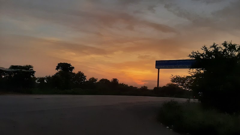 Mana Basti Bus Stop - Mana Basti Bus Stop, 5P7J+FH9, NH 30, Mana, Chhattisgarh 492016, India