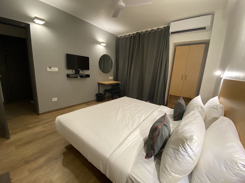 Blossom Stayz - suites 47 - Blossom Stayz - suites 47 Plot no. 209, near community centre, Sector 47, Gurugram, Haryana 122018, India
