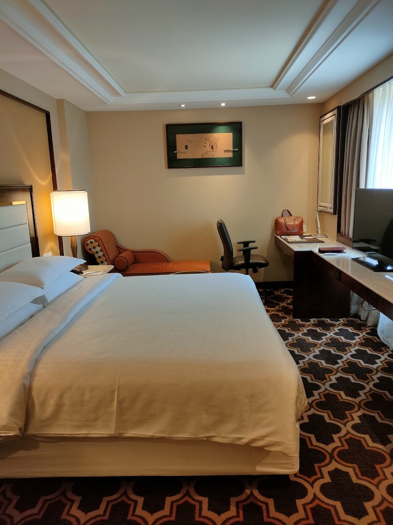 Sheraton Grand Pune Bund Garden Hotel - Sheraton Grand Pune Bund Garden Hotel Sheraton Grand Pune Bund Garden Hotel, Raja Bahadur Motilal Rd, Bund Garden, Sangamvadi, Pune, Maharashtra 411001, India