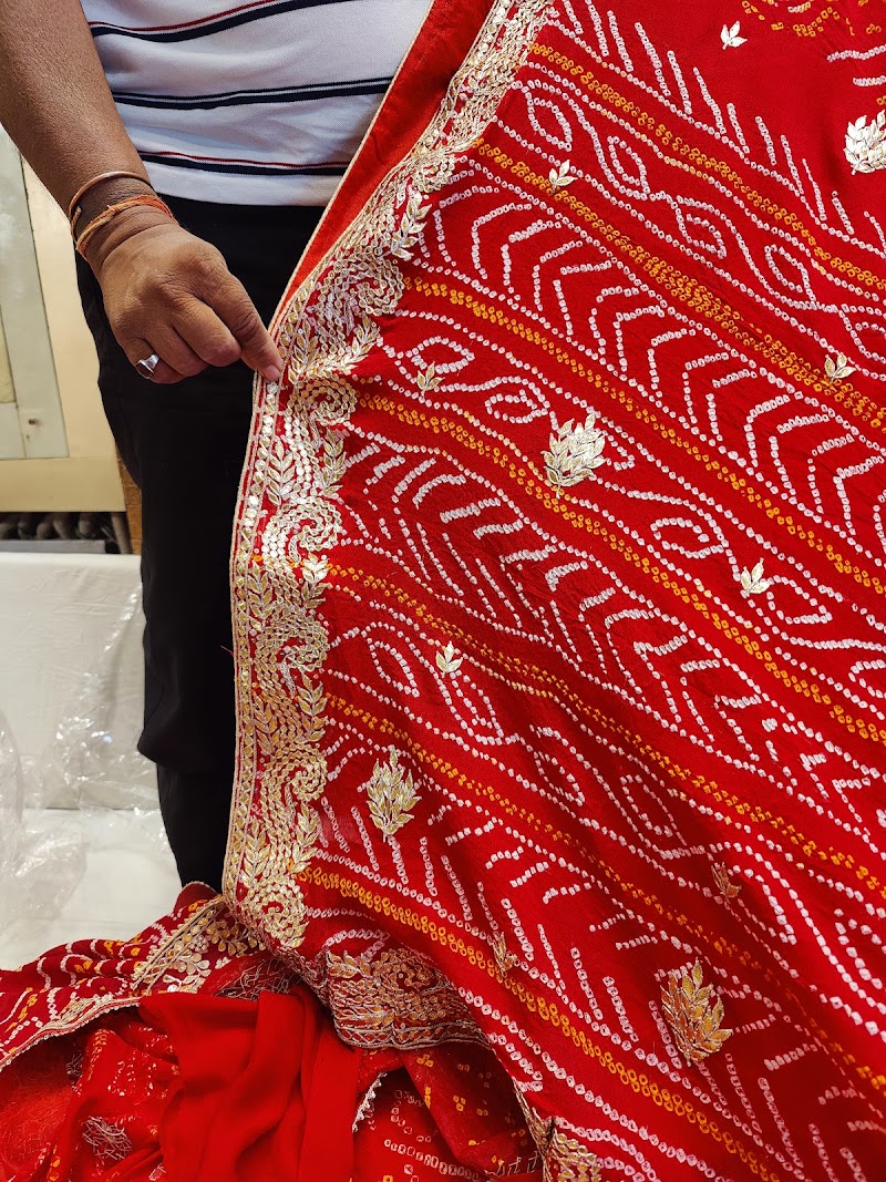Roop sons - Roop sons Shop no, 214, Johari Bazar Rd, Johri Bazar, Pink City, Jaipur, Jaipur Nagar Nigam Area, Rajasthan 302003, India