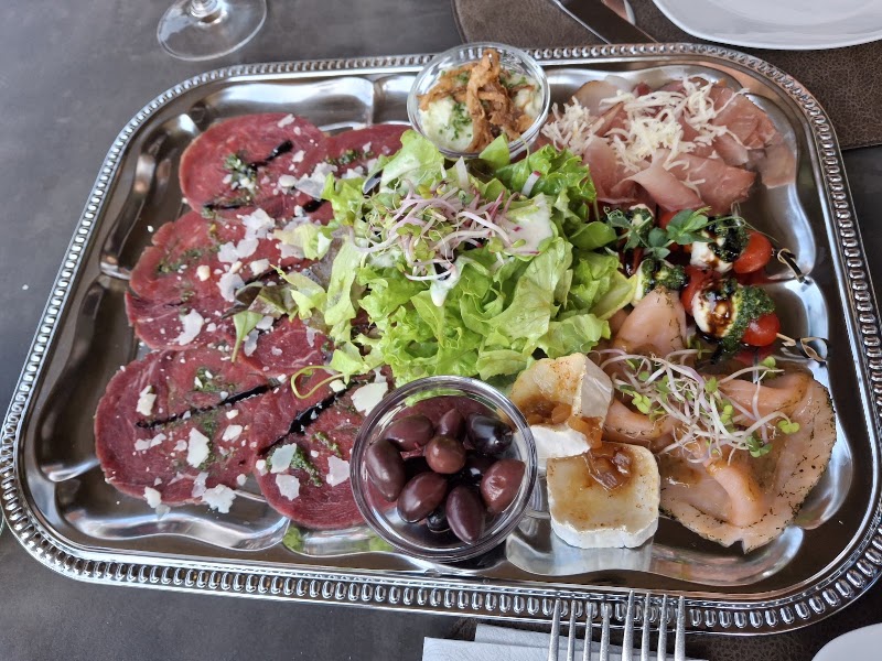 Meet2Eat - Meet2Eat Innsbrucker Bundesstraße 136, 5020 Salzburg, Austria