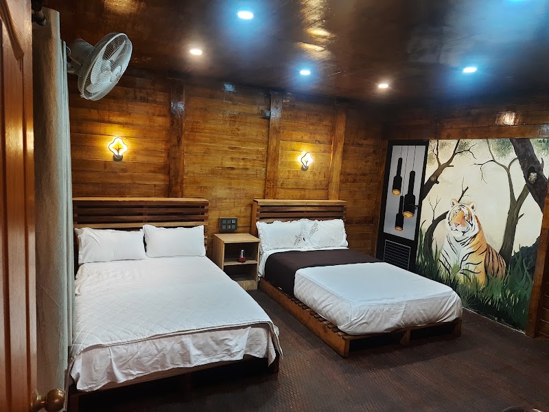 Mountainmist Wooden Cottages - Mountainmist Wooden Cottages, R66Q+FJ7, Ramakkalmedu, Kerala 685552, India