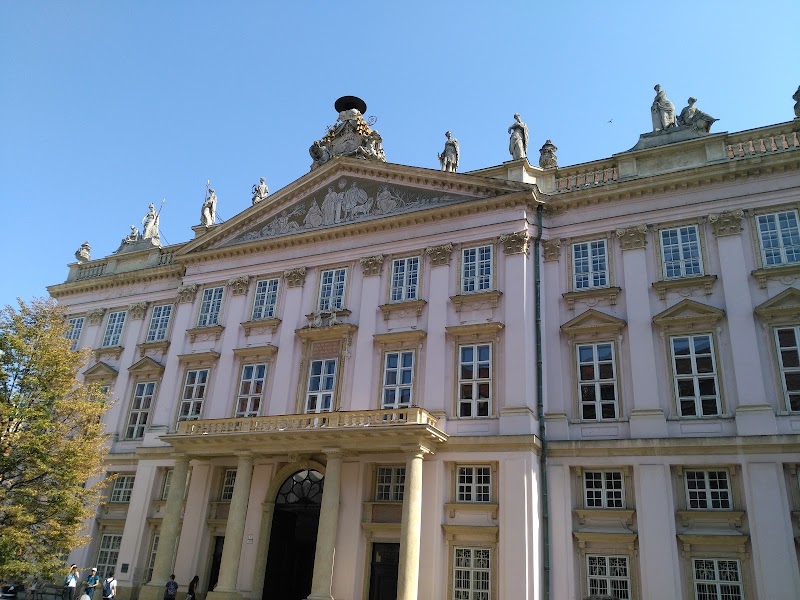 Primacial Palace - Primacial Palace, Primaciálne námestie 2, 811 01 Bratislava, Slovakia