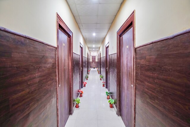 Hotel Aura Residency - Hotel Aura Residency A-2, Dadri Main Rd, Bhangel, Goyal Colony, Salarpur Khadar, Salarpur, Noida, Uttar Pradesh 201304, India
