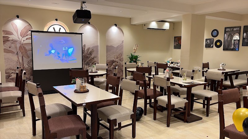 Yello - Cafe. Best Cafe for Couple, Coffee, Breakfast, Sandwiches, Special Occasion, Kitty Party, Birthday Celebration. - Yello - Cafe. Best Cafe for Couple, Coffee, Breakfast, Sandwiches, Special Occasion, Kitty Party, Birthday Celebration. Axis Bank, Sunraj Vishwajit Complex, Plot No. 6, Besides, Padole Layout, Gayatri Nagar, Pratap Nagar, Nagpur, Maharashtra 440022, India