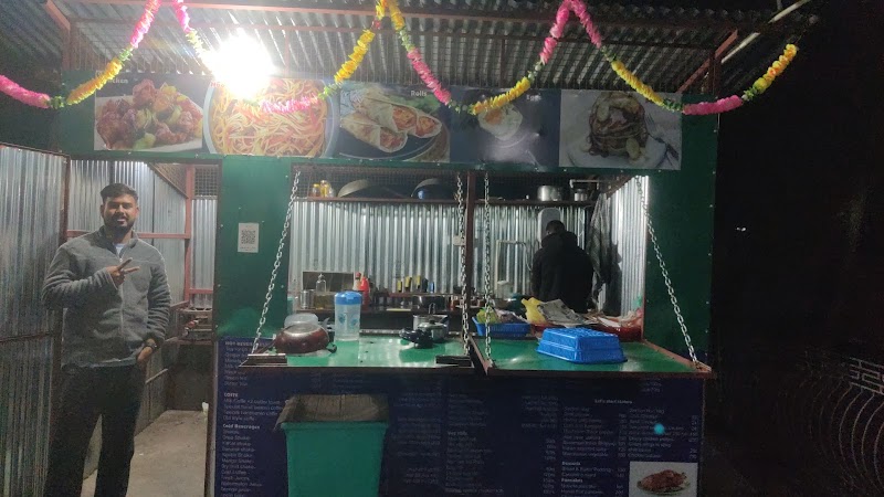Birdie's Cafe Bir - Birdie's Cafe Bir, Birdies Cafe, Sansal - Bir Rd, Bir, Himachal Pradesh 176077, India