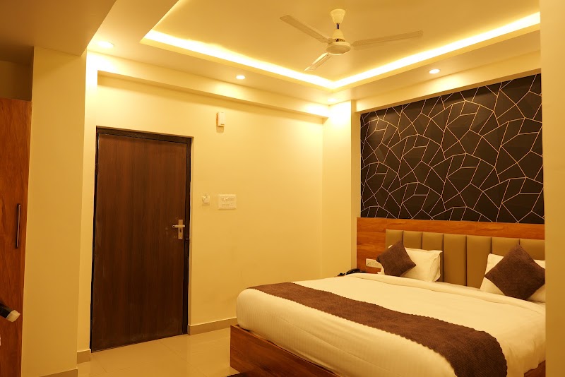 Hotel Paradise Premier - Hotel Paradise Premier Saguna Khagaul Rd, behind Curis Hospital, Saguna More, Balaji Nagar, New Tarachak, R K Puram, Patna, Bihar 801503, India