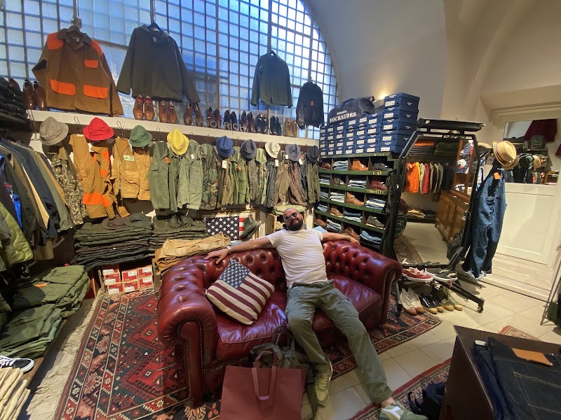 Desii Vintage - Desii Vintage, Via dei Conti, 17, 50123 Firenze FI, Italy