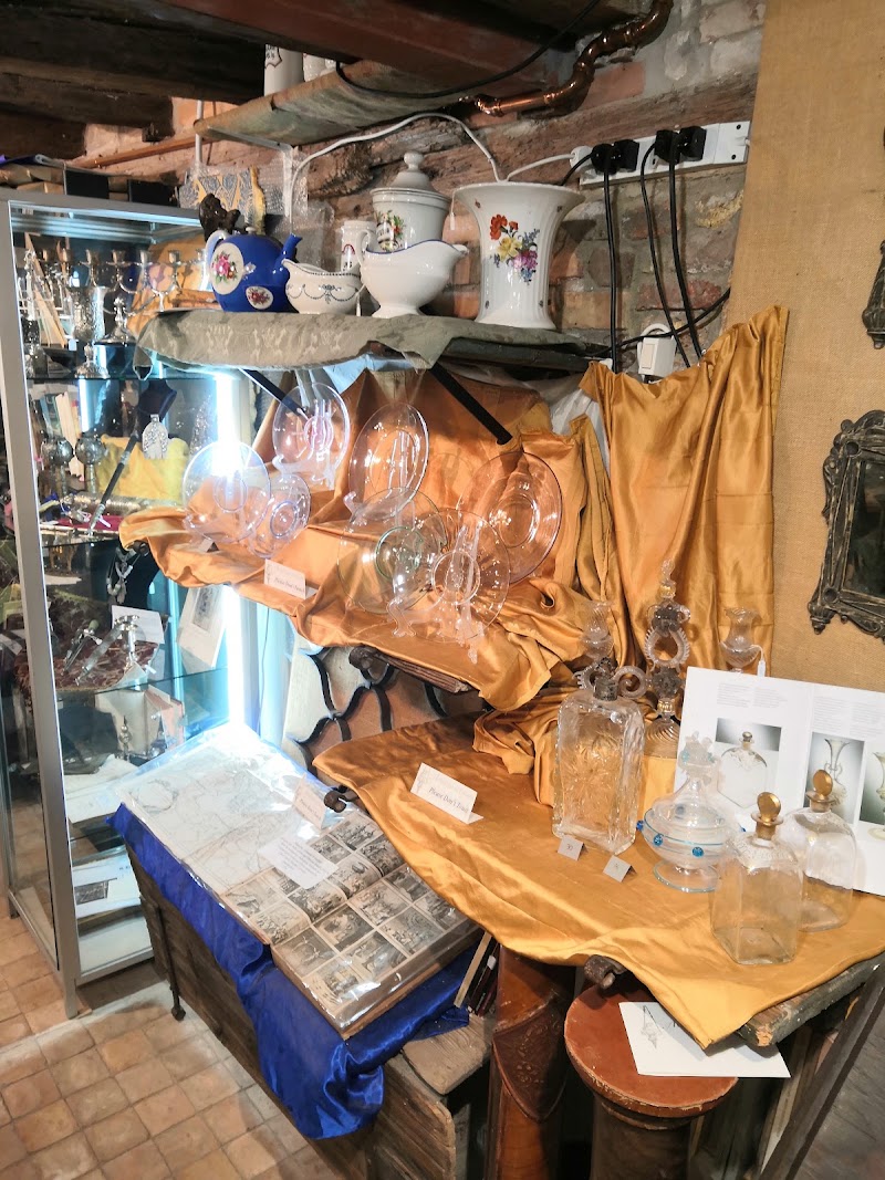 Antichità Al Ghetto - Antichità Al Ghetto, Cannaregio, 1133, 30121 Venezia VE, Italy