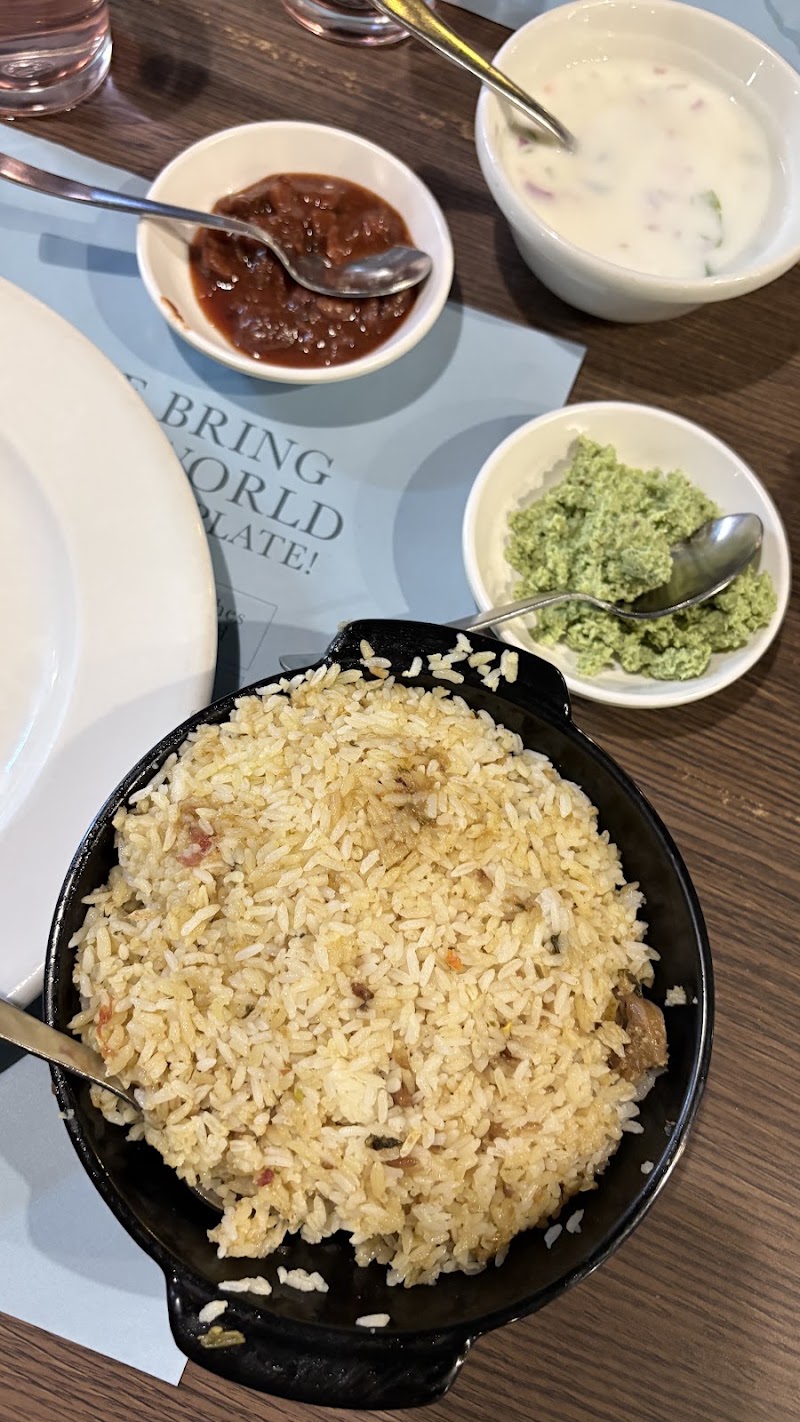 M Grill - Paragon Group - M Grill - Paragon Group Focus Mall, Rajaji Road, opposite Moffusil Bus Stop, New Bus Stand, Opposite Focus Mall, EMS Stadium, Tazhekkod, Kozhikode, Kerala 673004, India