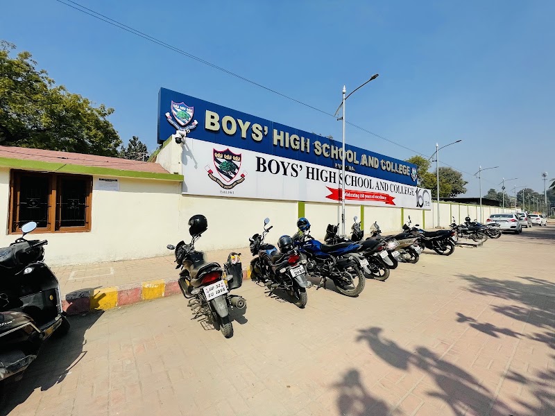 Boys’ High School And College - Boys’ High School And College, 4, Purushottam Das Tandon Marg, Vivek Vihar Colony, Civil Lines, Prayagraj, Uttar Pradesh 211002, India