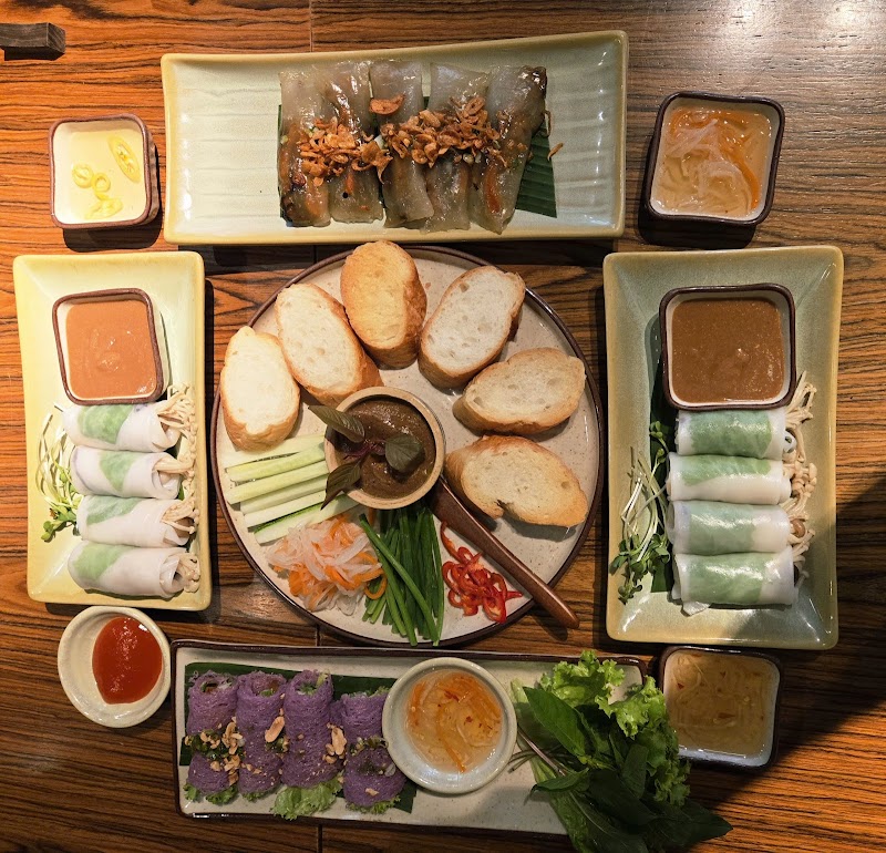 Be An Vegetarian Café - Be An Vegetarian Café Ground Floor, Saigon Garden, 99 Nguyễn Huệ, Phường Sài Gòn, Quận 1, Thành phố Hồ Chí Minh 70000, Vietnam