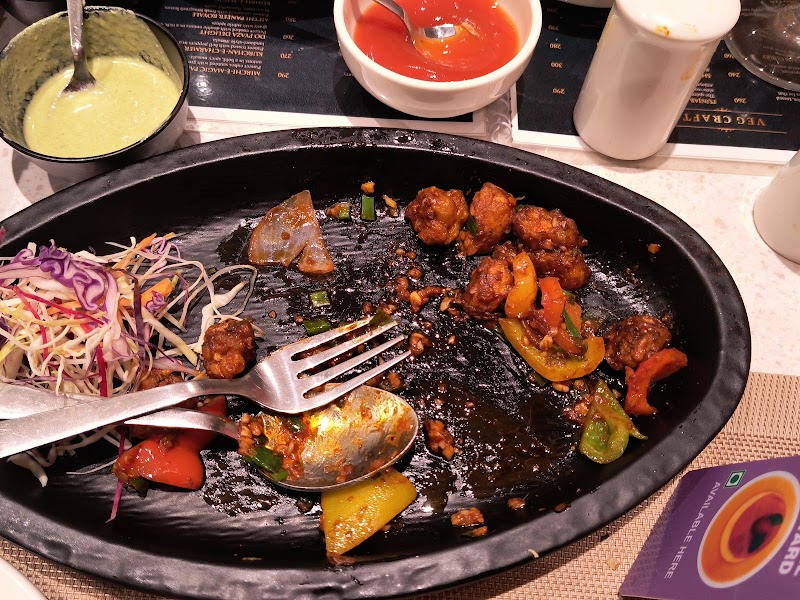 VARDAN VEG - VARDAN VEG, Punawale Signal Chowk, Survey no. 6,7,8, Wing AA, Aundh- Ravet BRTS Road, Gaon, next to Sant Tukaram Maharaj Bridge, Vishnu Dev Nagar, Punawale, Pimpri-Chinchwad, Maharashtra 411033, India