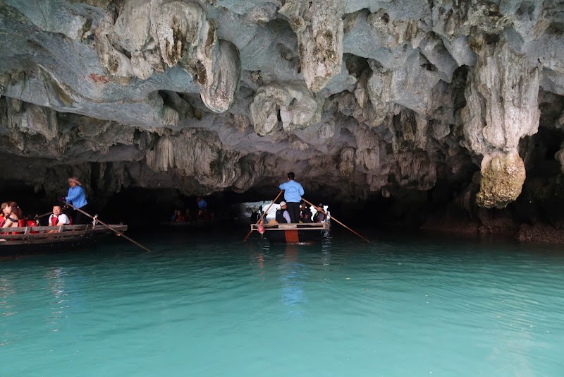 Lux Cruises Lounge - Lux Cruises Lounge, Tuan Chau, Quang Ninh, Vietnam