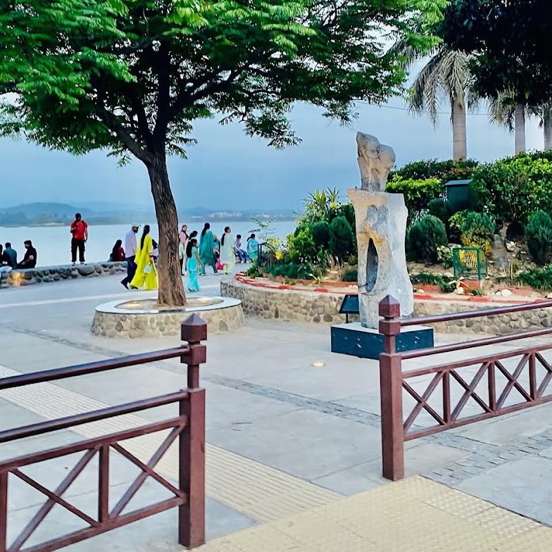 Sukhna Lake Park - Sukhna Lake Park PRP9+CMP, Sector 6, Chandigarh, 160001, India