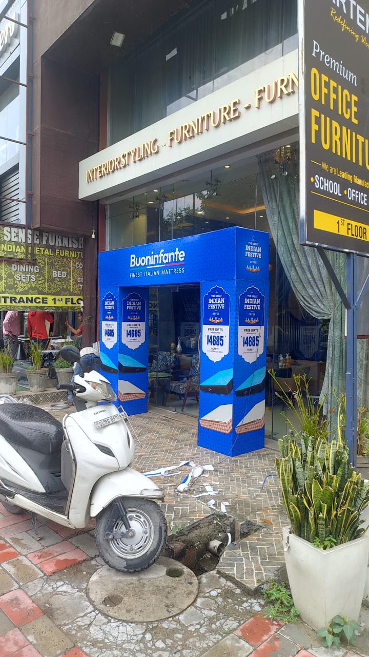 Choudhary Restaurant & Dhaba - Choudhary Restaurant & Dhaba Vill, Bhondsi, Gurugram, Haryana 122102, India