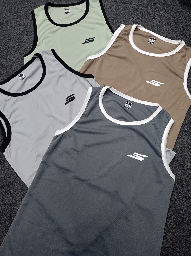 ONE MAN sports & men's wear - ONE MAN sports & men's wear, Manu Chowk, Tikrapara, Bilaspur, Chhattisgarh 495004, India