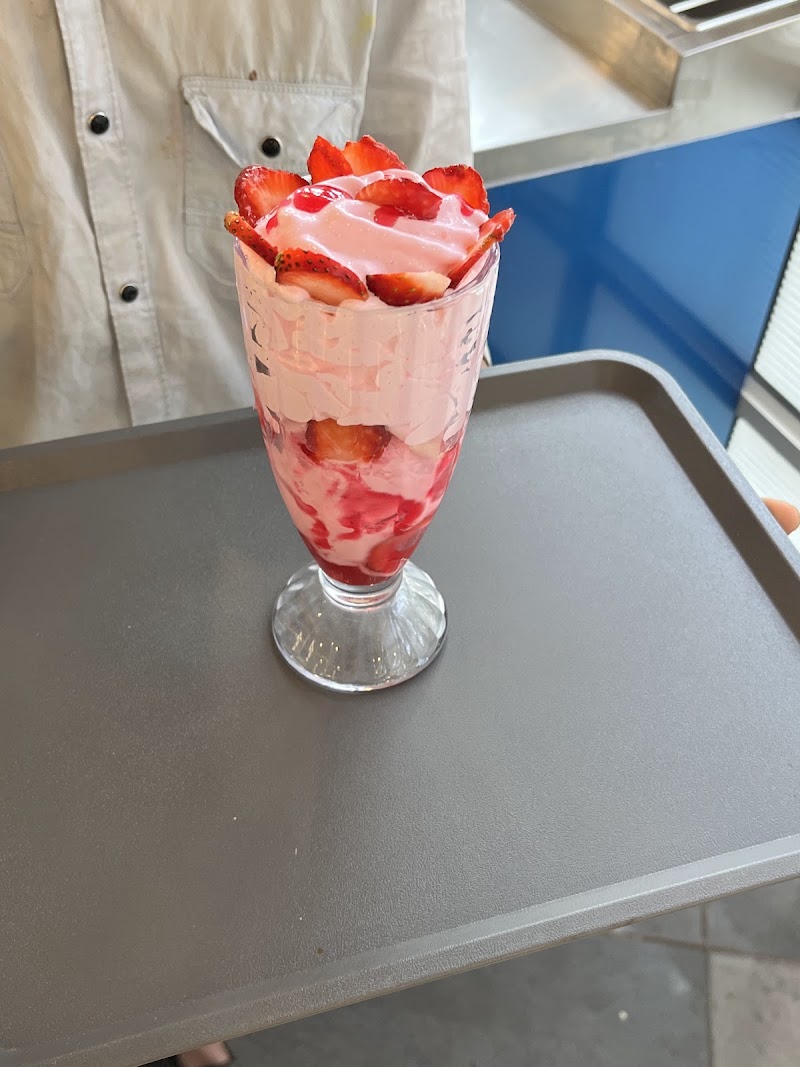 Simonds Cafe - Simonds Cafe Rashmi Chowk, Chesson Rd, Bhim Nagar, Panchgani, Maharashtra 412805, India