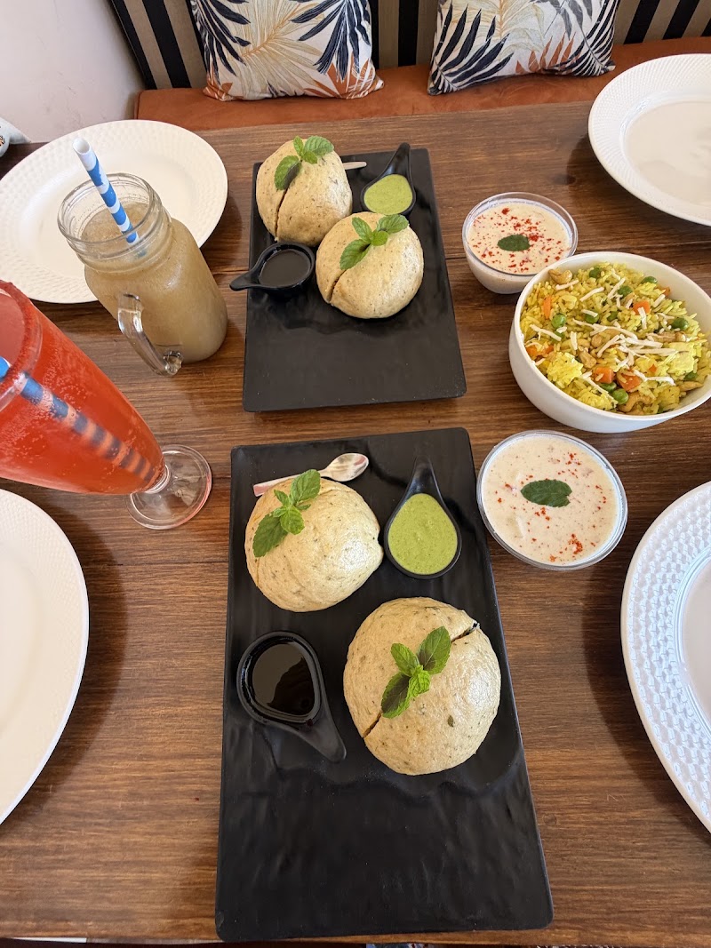 Ara Cafe - Bir - Ara Cafe - Bir, House Number 1393, Village And Post Office Main, opposite Senior secondary school, Bir, Himachal Pradesh 176077, India