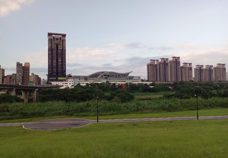 Xiaobitan Park - Xiaobitan Park Zhongyang Village, Xindian District, New Taipei City, Taiwan 231