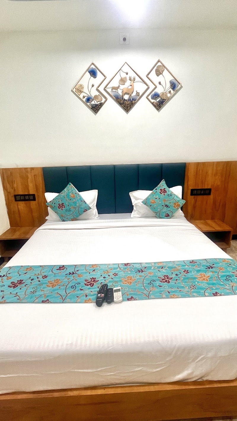 HOTEL SIDDH DWARKA - HOTEL SIDDH DWARKA, SUDAMA PURI, Shivraj Sinh Rd, Dwarka, Gujarat 361335, India