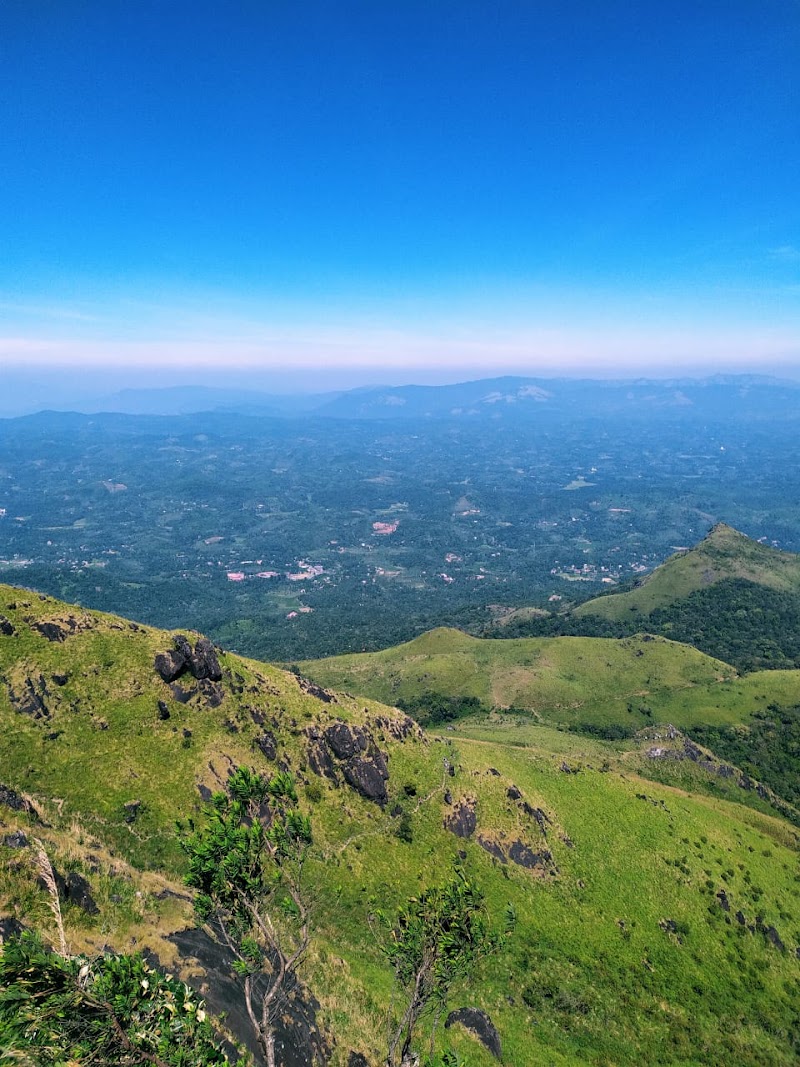 Chirapullu Peak - Chirapullu Peak PW53+MG6, Kerala 670731, India