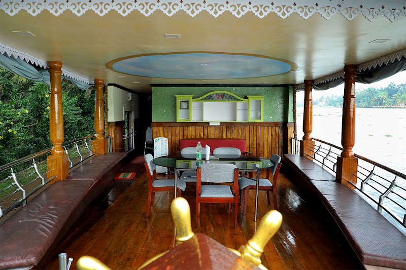 Venisa House Boat - Deluxe 4BH - Venisa House Boat - Deluxe 4BH G922+HPF, Finishing Point Rd, Punnamada, Finishing Point, Alappuzha, Kerala 688013, India