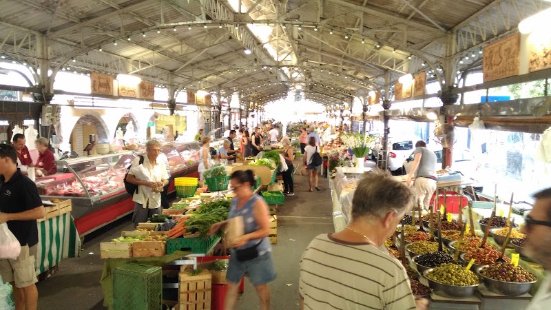 Marché provençal - Marché provençal Cr Masséna, 06600 Antibes, France