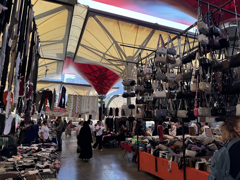 Tuesday and Friday bazaar - Tuesday and Friday bazaar, Hasanpaşa, Uzunçayır Cd., 34722 Kadıköy/İstanbul, Türkiye