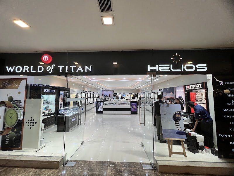 Titan World - Titan World Nathupur, Shop No 108, First Floor, Ambience Mall Island, near Chaayos Store, Ambience Island, DLF Phase 3, Sector 24, Gurugram, Haryana 122002, India