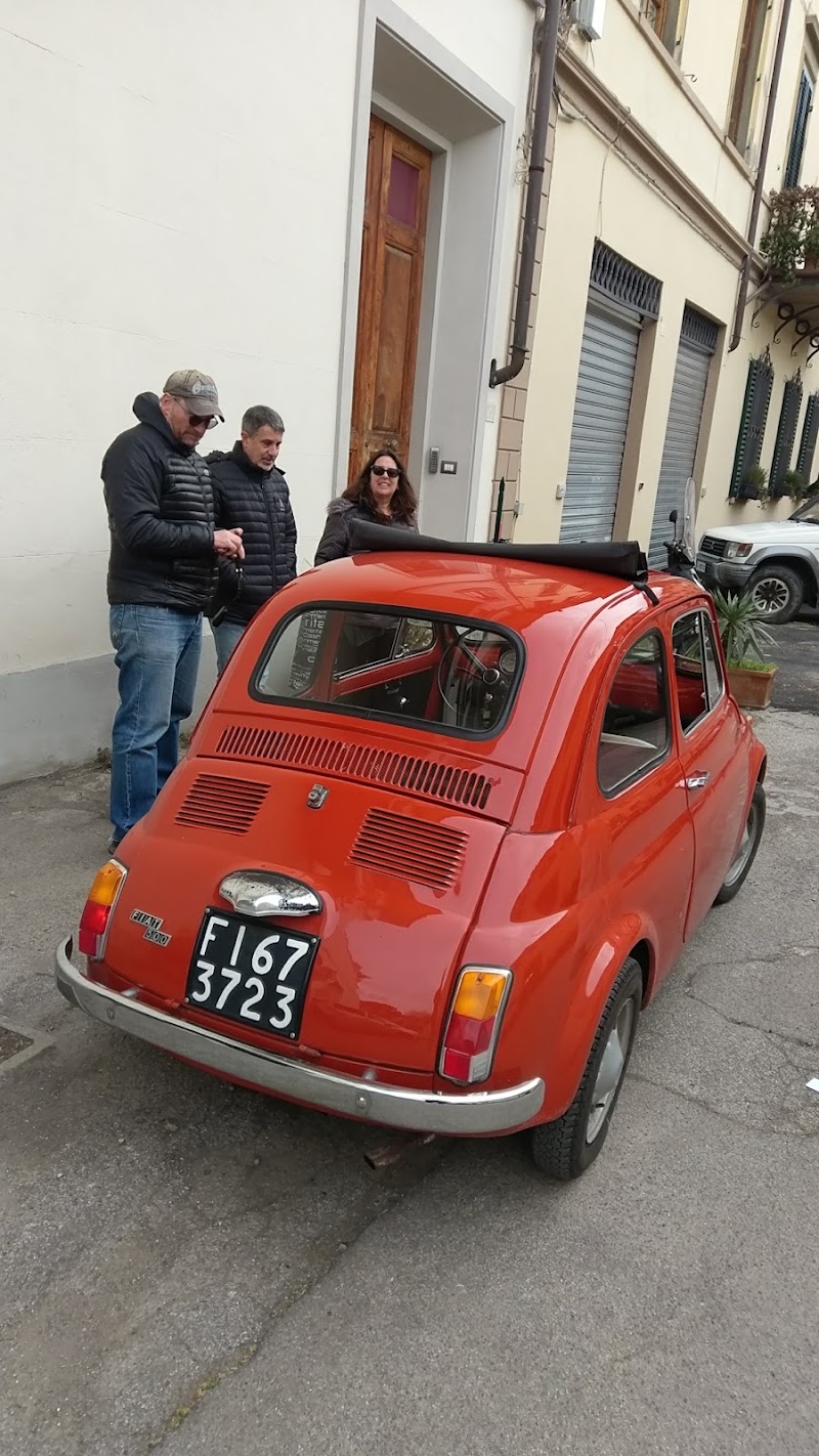 Garage Porta Romana - Garage Porta Romana, Via dei Serragli, 212 a/b rosso, Via dei Serragli, 212C, 50124 Firenze FI, Italy