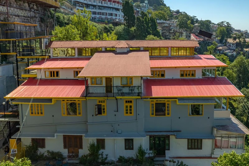 Queen of hills properties