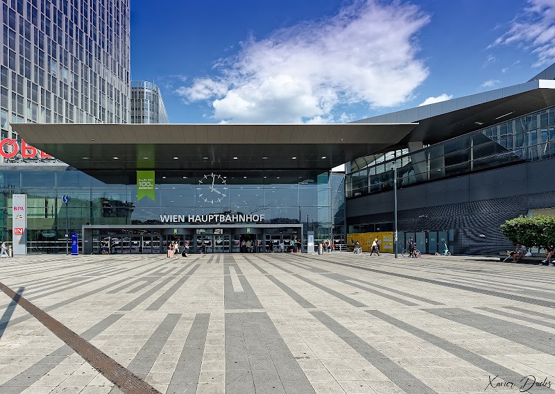 Wien Hauptbahnhof - Wien Hauptbahnhof Am Hbf 1, 1100 Wien, Austria