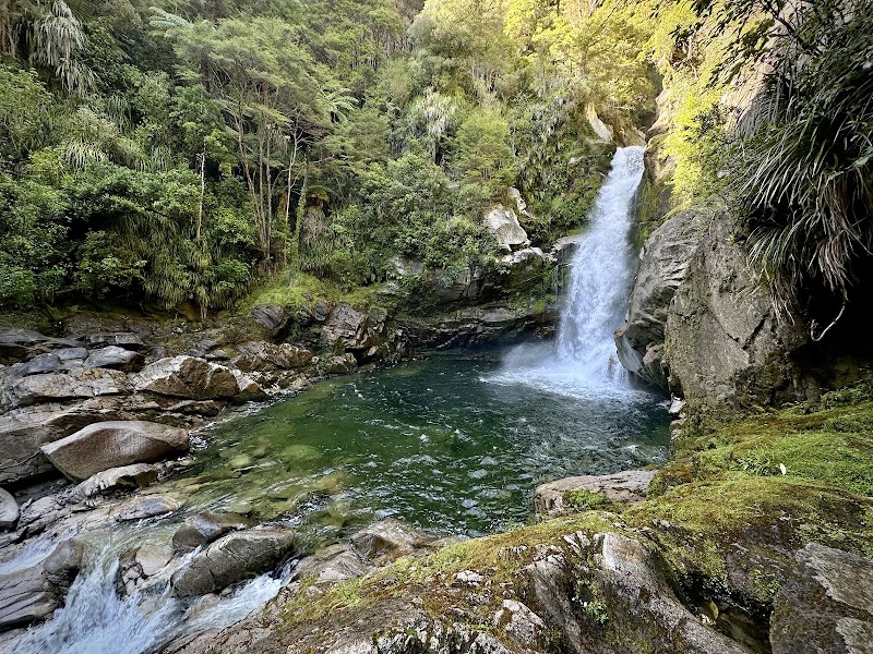 Wainui Falls