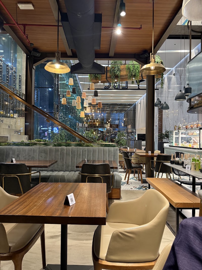 LDC Kitchen+Coffee - One JLT - LDC Kitchen+Coffee - One JLT One JLT f6/89 - Al Thanyah Fifth - Jumeirah Lakes Towers - Dubai - United Arab Emirates